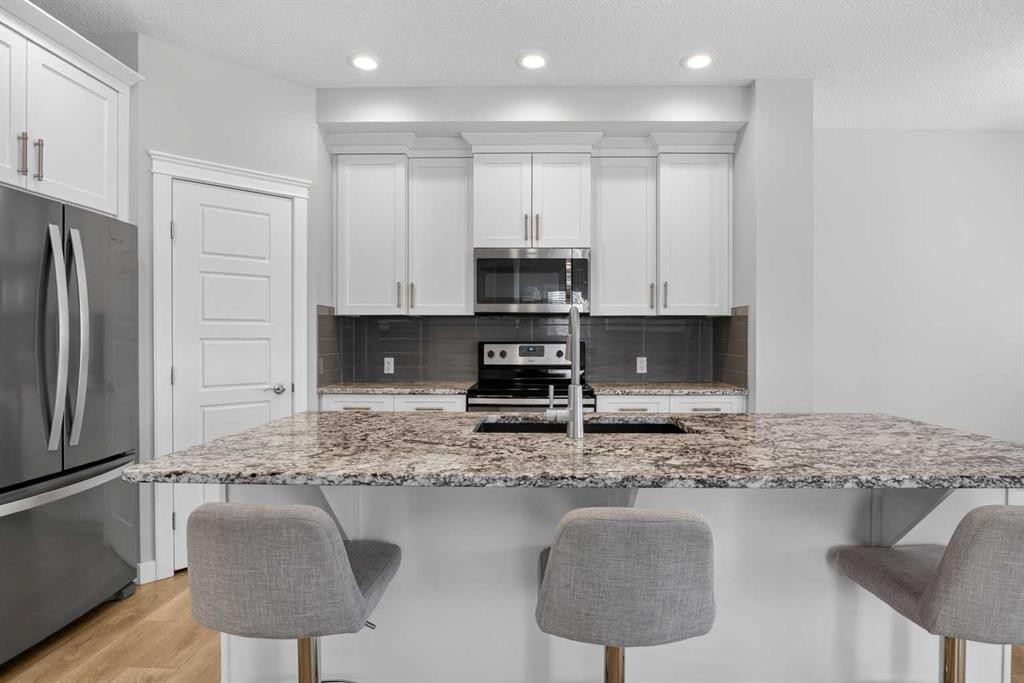 229 Nolanhurst Way Nw, Calgary, AB - Indoor Photo Showing Kitchen With Upgraded Kitchen