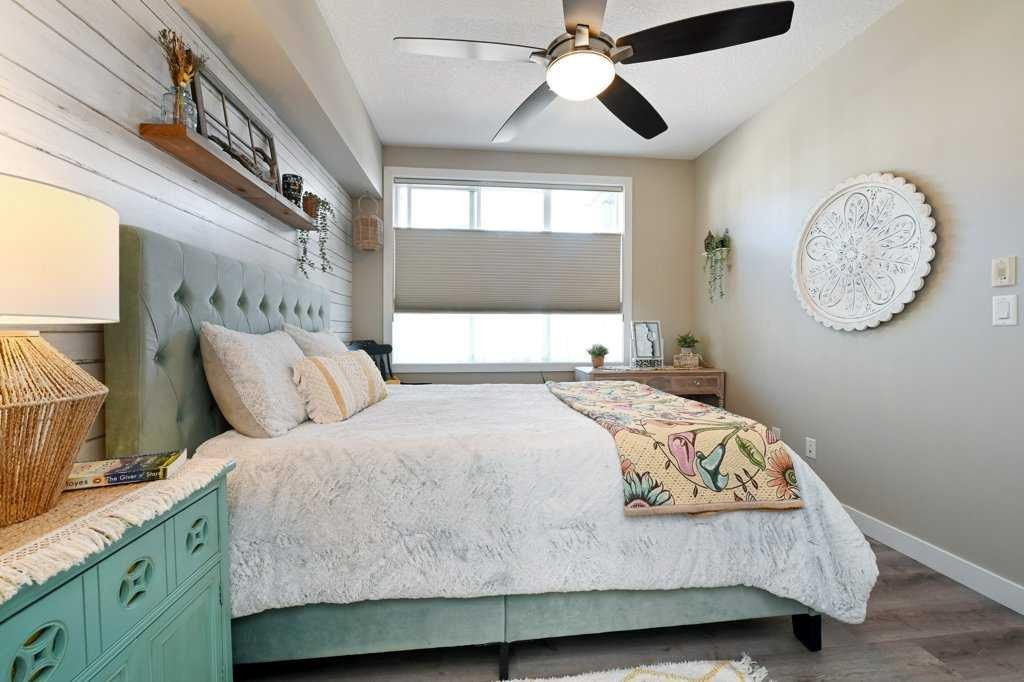 210-20 Walgrove Walk Se, Calgary, AB - Indoor Photo Showing Bedroom