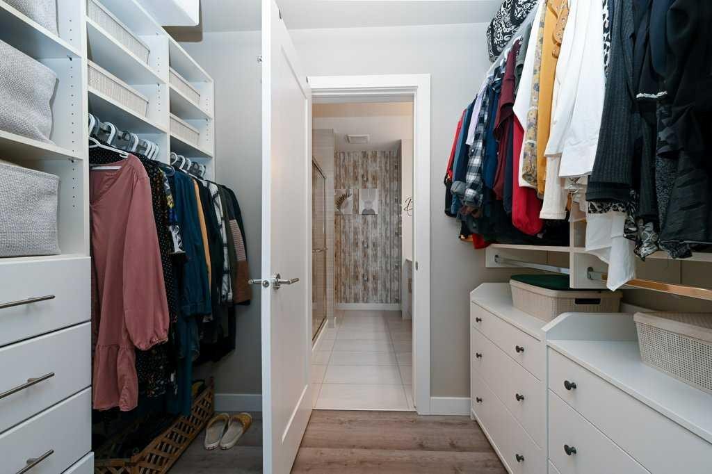 210-20 Walgrove Walk Se, Calgary, AB - Indoor With Storage