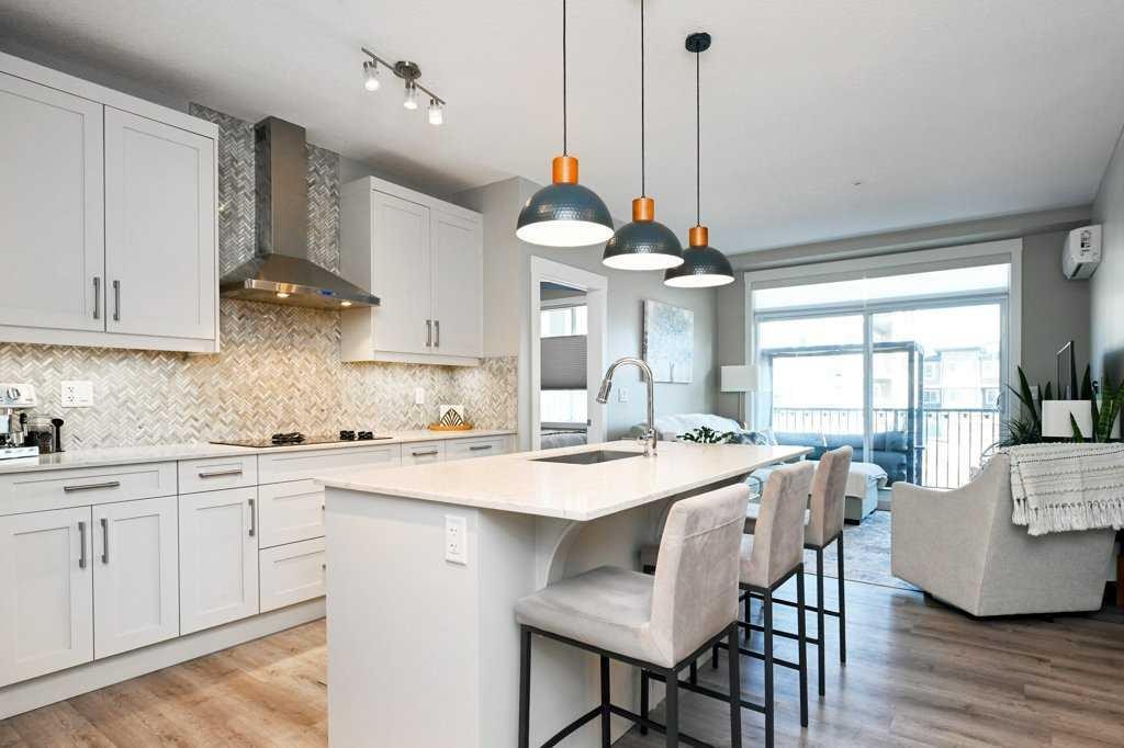 210-20 Walgrove Walk Se, Calgary, AB - Indoor Photo Showing Kitchen With Upgraded Kitchen