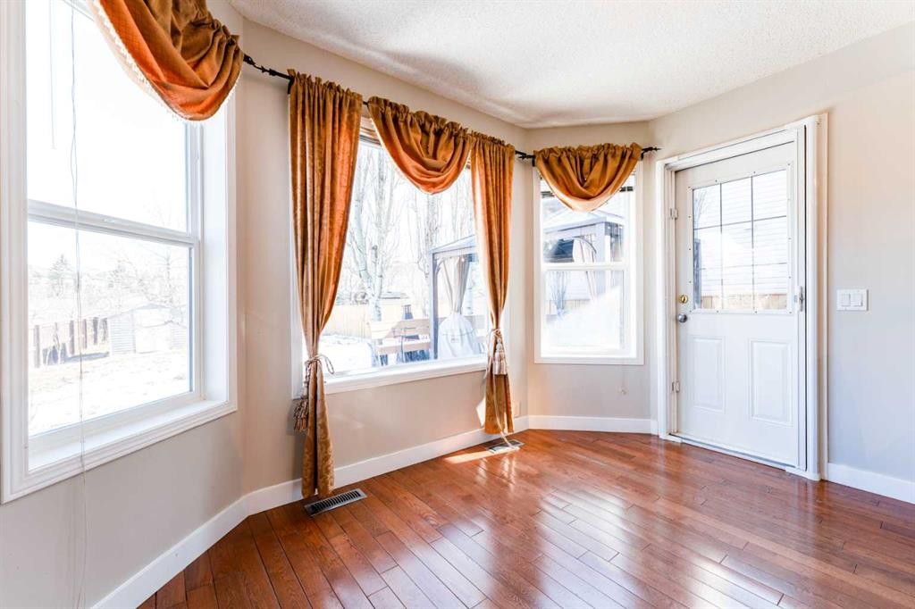 343 Millview Bay Sw, Calgary, AB - Indoor Photo Showing Other Room