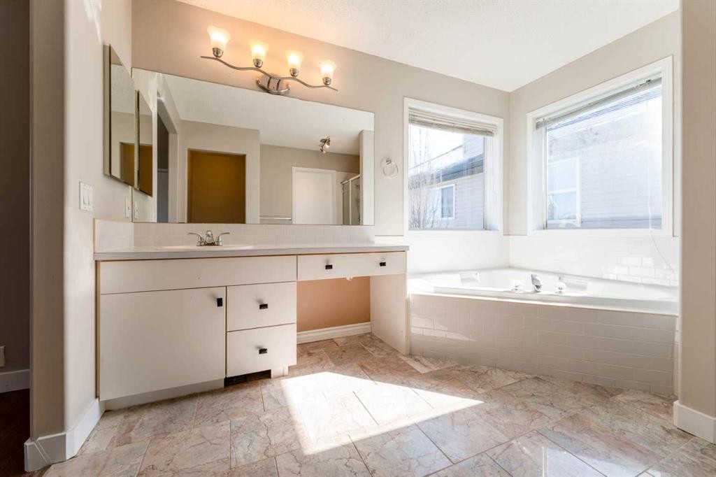 343 Millview Bay Sw, Calgary, AB - Indoor Photo Showing Bathroom
