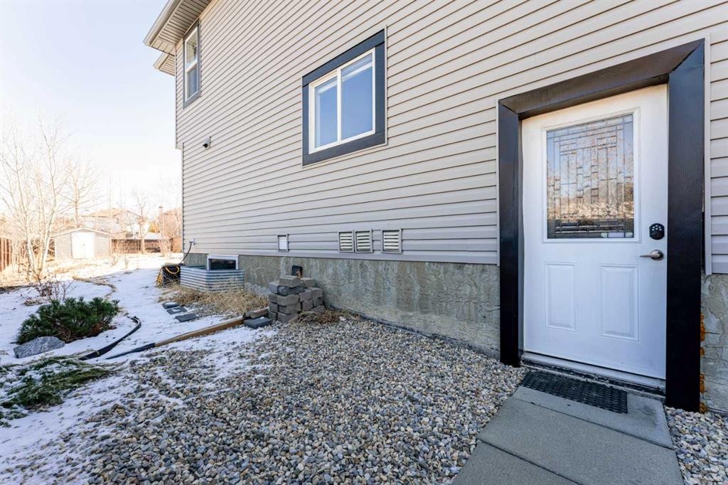 343 Millview Bay Sw, Calgary, AB - Outdoor With Exterior