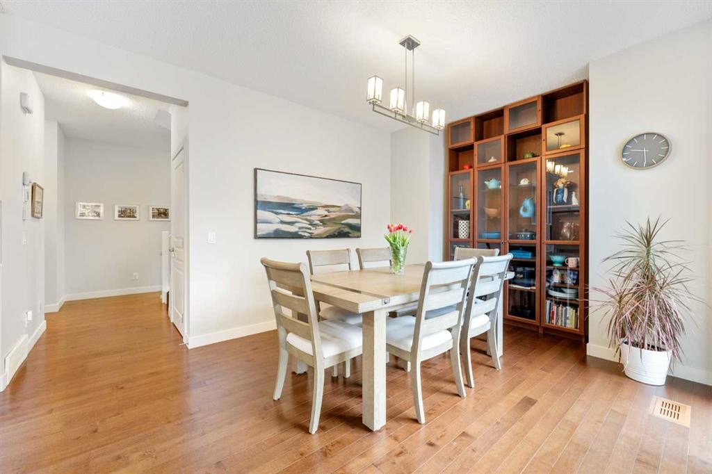 150 Auburn Springs Boulevard Se, Calgary, AB - Indoor Photo Showing Dining Room