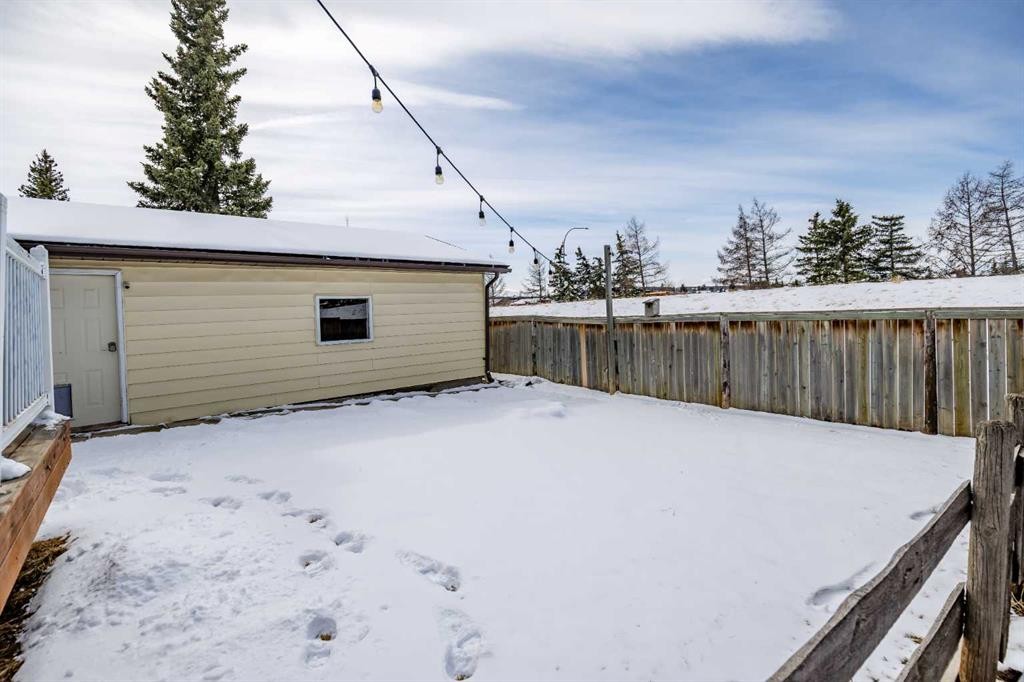 94 Glendale Way, Cochrane, AB - Outdoor