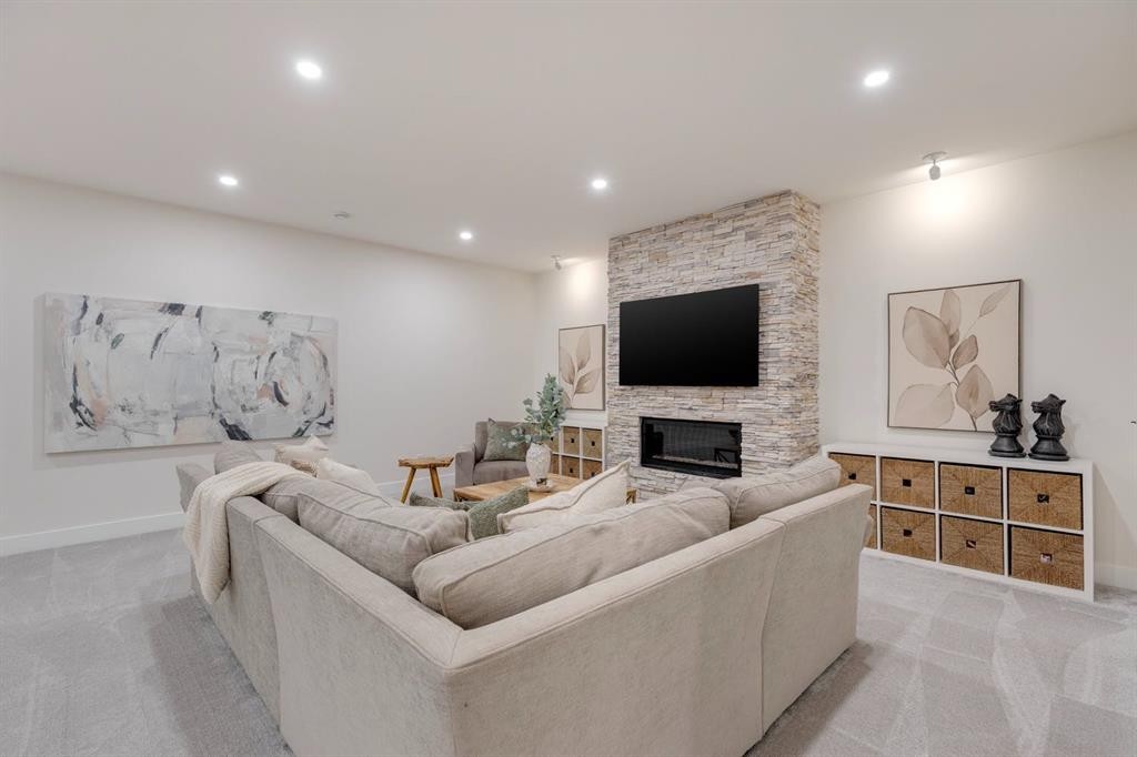 1307 Hamilton Street Nw, Calgary, AB - Indoor With Fireplace
