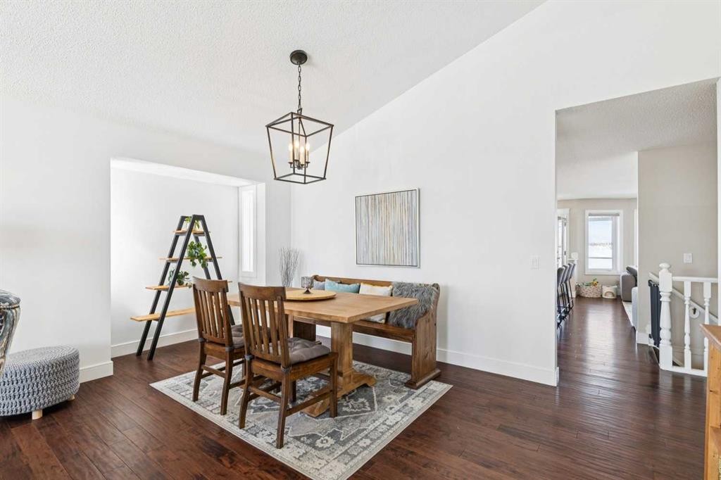 642 Schooner Cove Nw, Calgary, AB - Indoor Photo Showing Dining Room