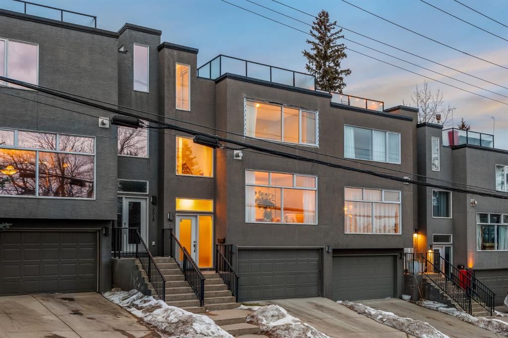 2915 17 Street Sw, Calgary, AB - Outdoor