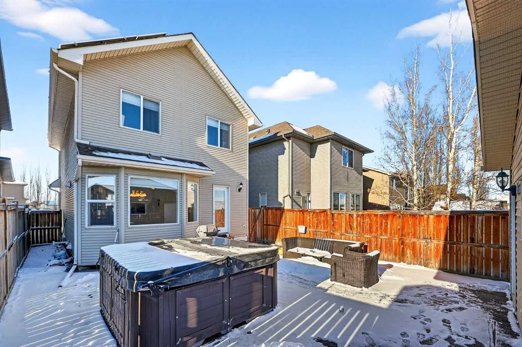 336 Cranberry Circle Se, Calgary, AB - Outdoor