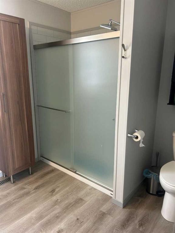 270165 Range Road 291 Se, Airdrie, AB - Indoor Photo Showing Bathroom