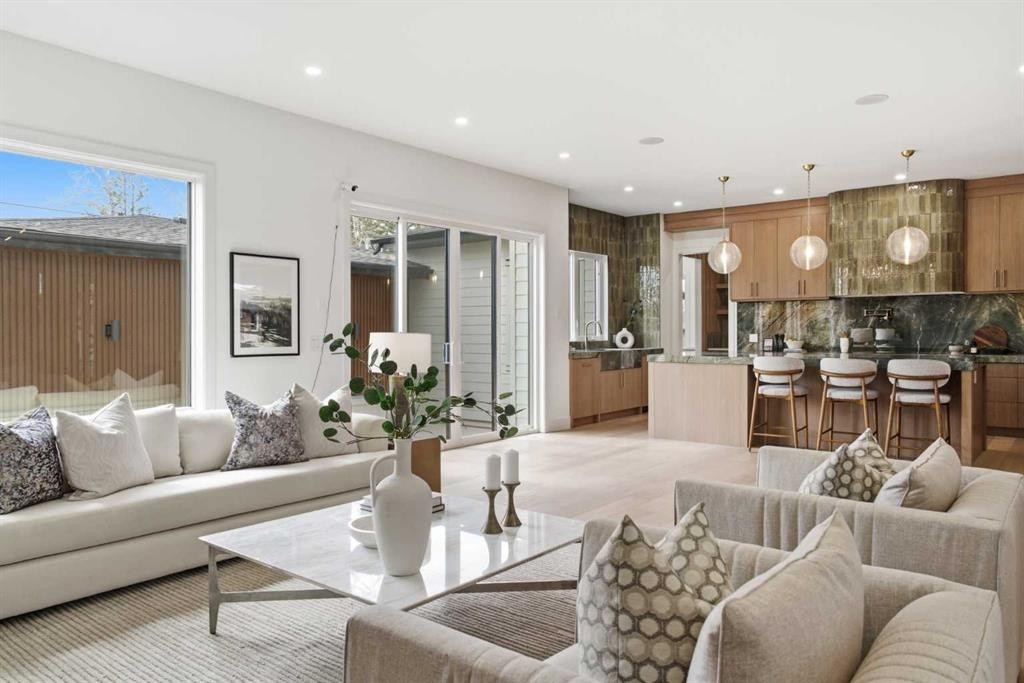 209 Windermere Road Sw, Calgary, AB
