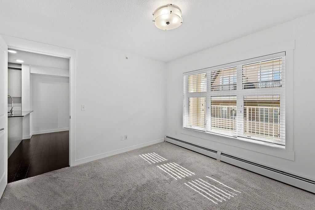 2408-11 Mahogany Row Se, Calgary, AB - Indoor Photo Showing Other Room
