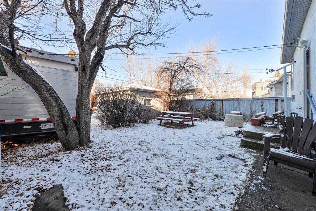 1917 Mountview Crescent Ne, Calgary, AB - Outdoor