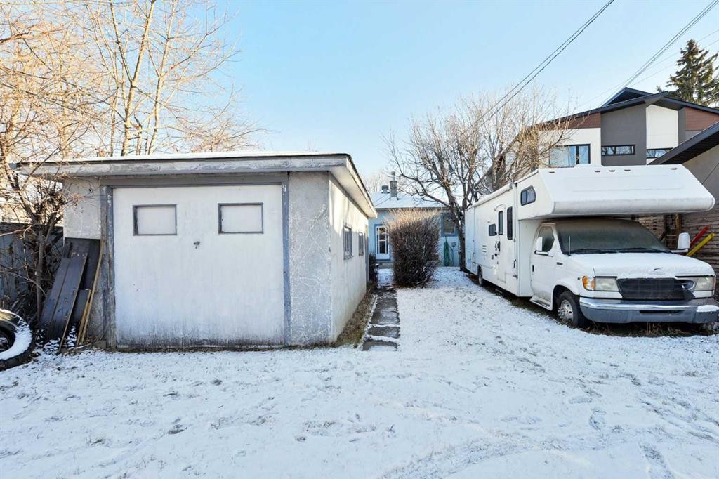 1917 Mountview Crescent Ne, Calgary, AB - Outdoor