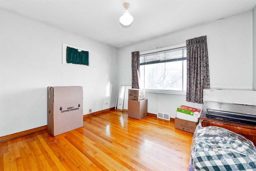 1917 Mountview Crescent Ne, Calgary, AB - Indoor