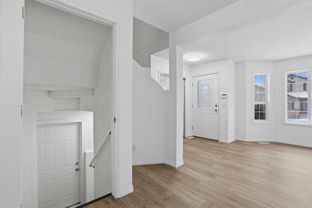 137 Taravista Crescent Ne, Calgary, AB - Indoor Photo Showing Other Room