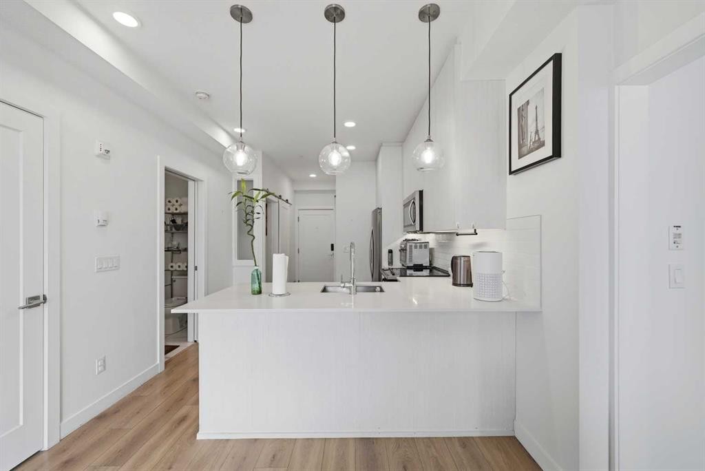 2303-76 Cornerstone Passage Ne, Calgary, AB - Indoor