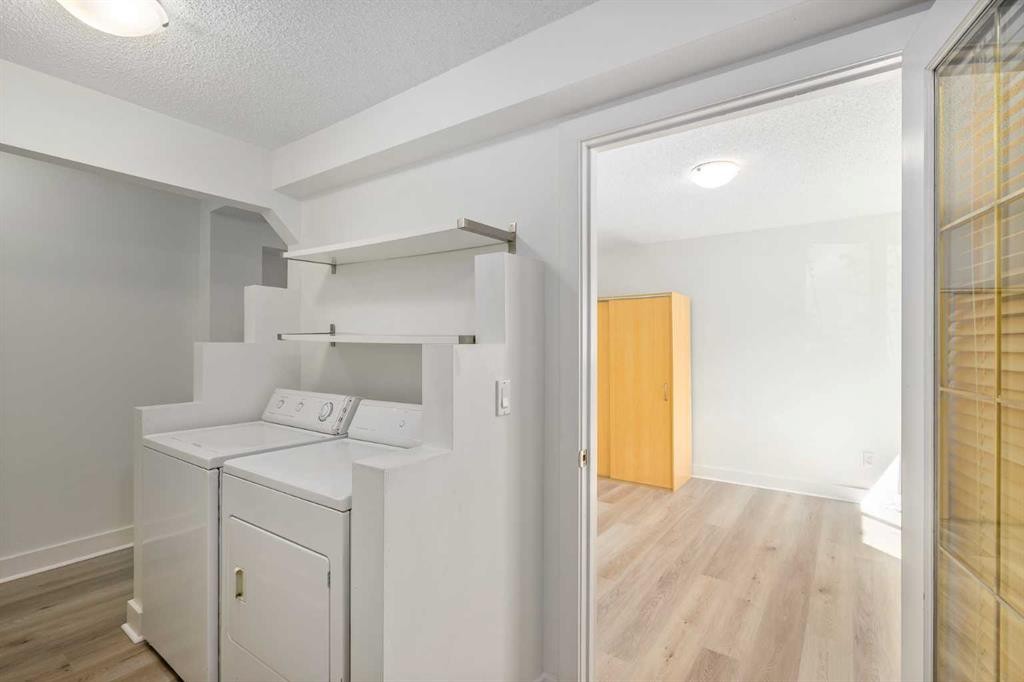 101-655 Meredith Road Ne, Calgary, AB - Indoor Photo Showing Laundry Room