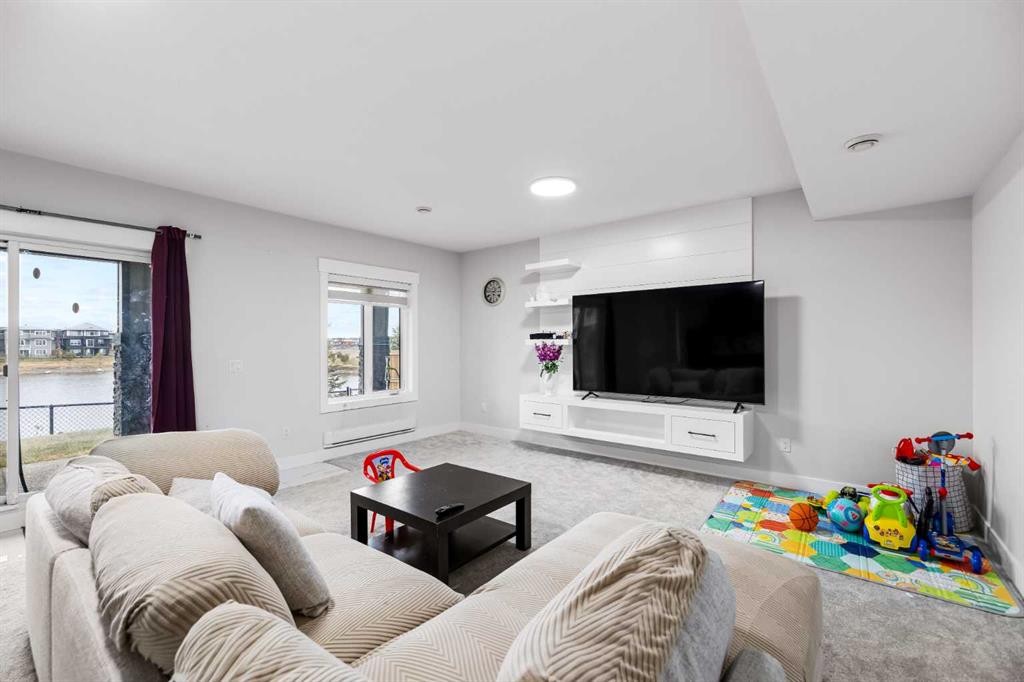 45 Waterford Terrace, Chestermere, AB - Indoor Photo Showing Living Room