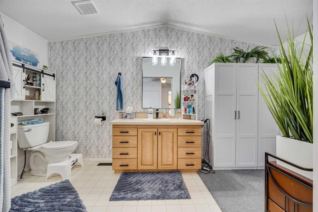 26-1101 84 Street Ne, Calgary, AB