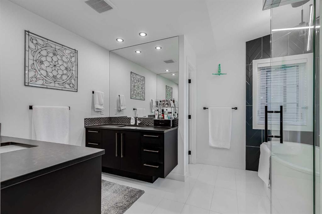 44 Timberline Way Sw, Calgary, AB - Indoor