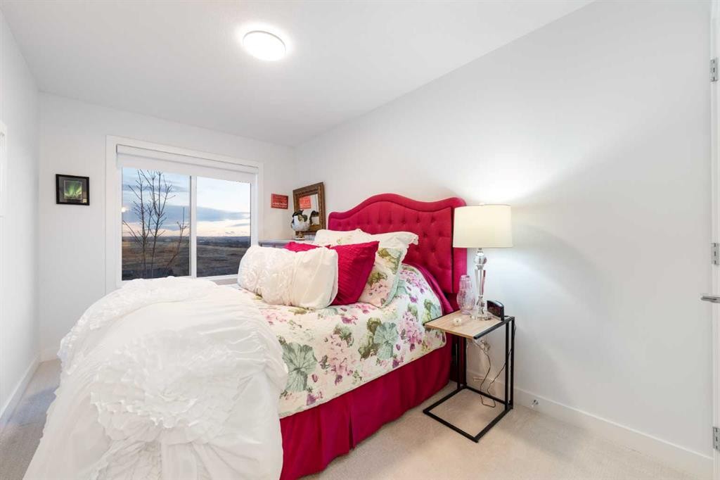 7411 202 Avenue Se, Calgary, AB - Indoor Photo Showing Bedroom