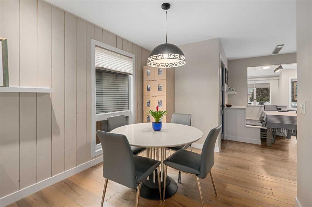 5689 Brenner Crescent Nw, Calgary, AB - Indoor Photo Showing Dining Room