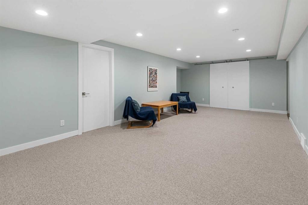 5689 Brenner Crescent Nw, Calgary, AB - Indoor