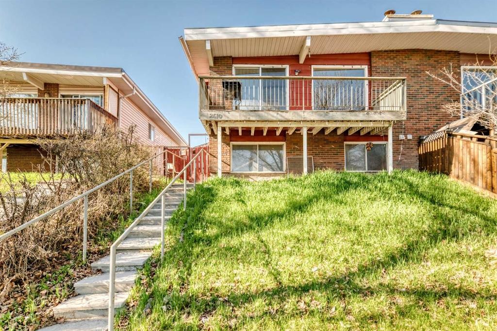 2610 Dover Ridge Drive Se, Calgary, AB - Outdoor With Deck Patio Veranda