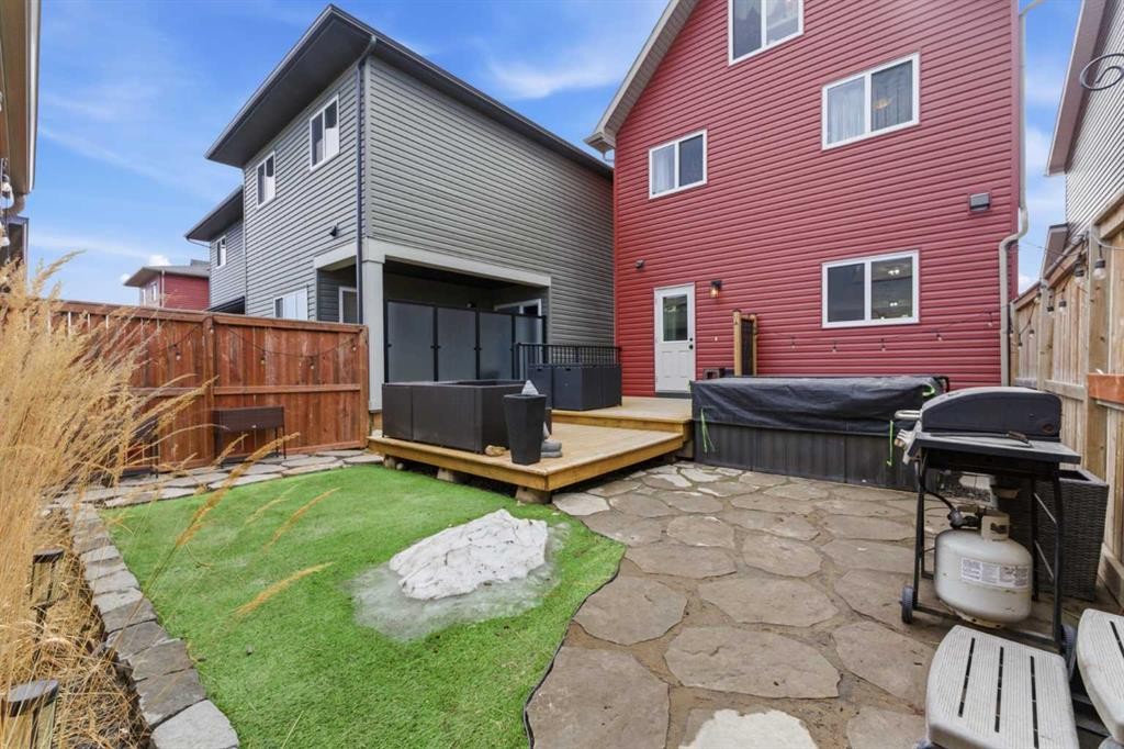 100 Evansborough Common Nw, Calgary, AB - Outdoor With Deck Patio Veranda With Exterior