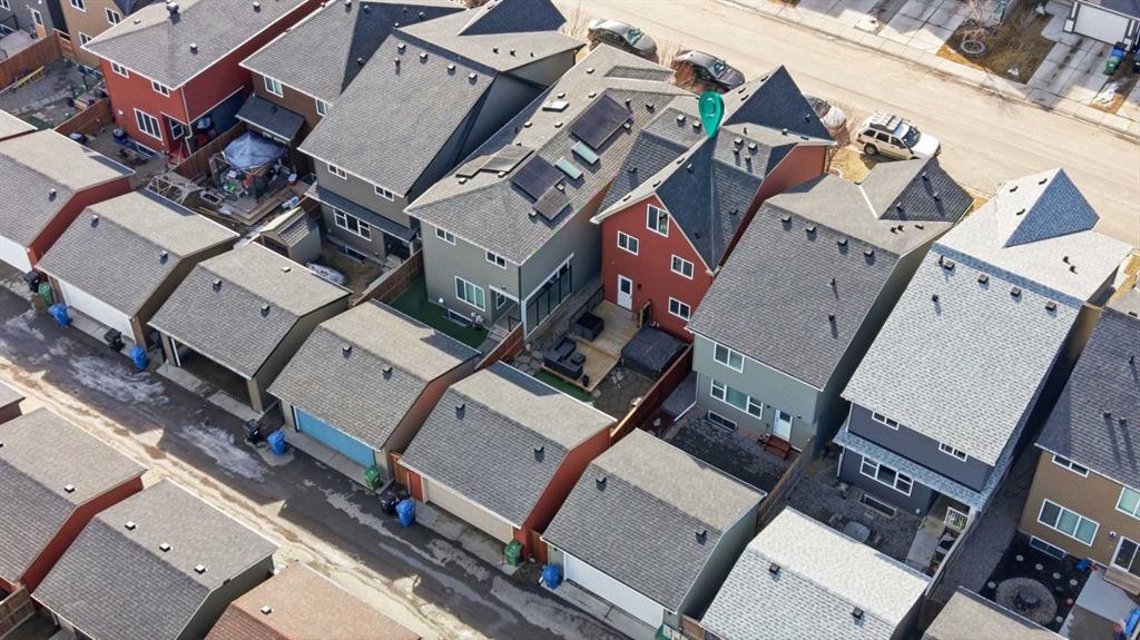 100 Evansborough Common Nw, Calgary, AB - Outdoor