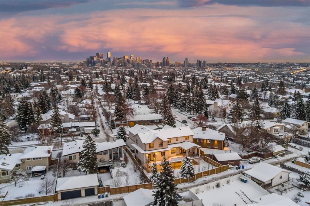 2945 Toronto Crescent Nw, Calgary, AB - Outdoor With View