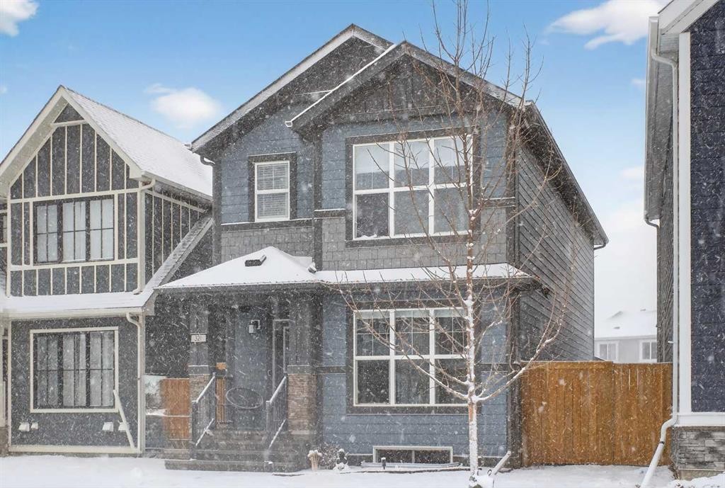 321 Magnolia Way Se, Calgary, AB -