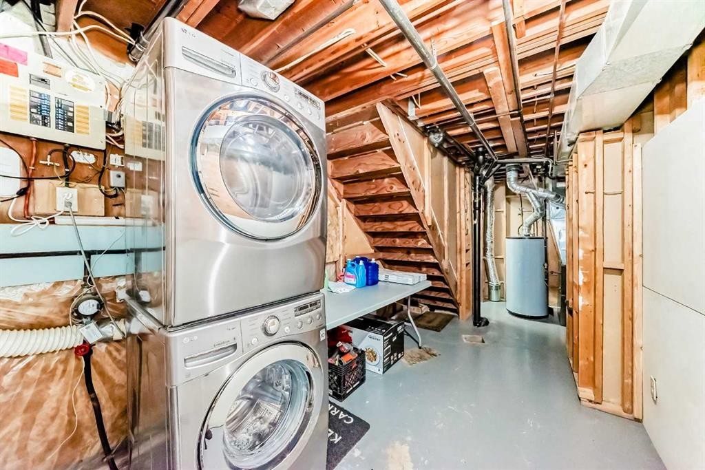 164 Rundlefield Crescent Ne, Calgary, AB - Indoor Photo Showing Laundry Room