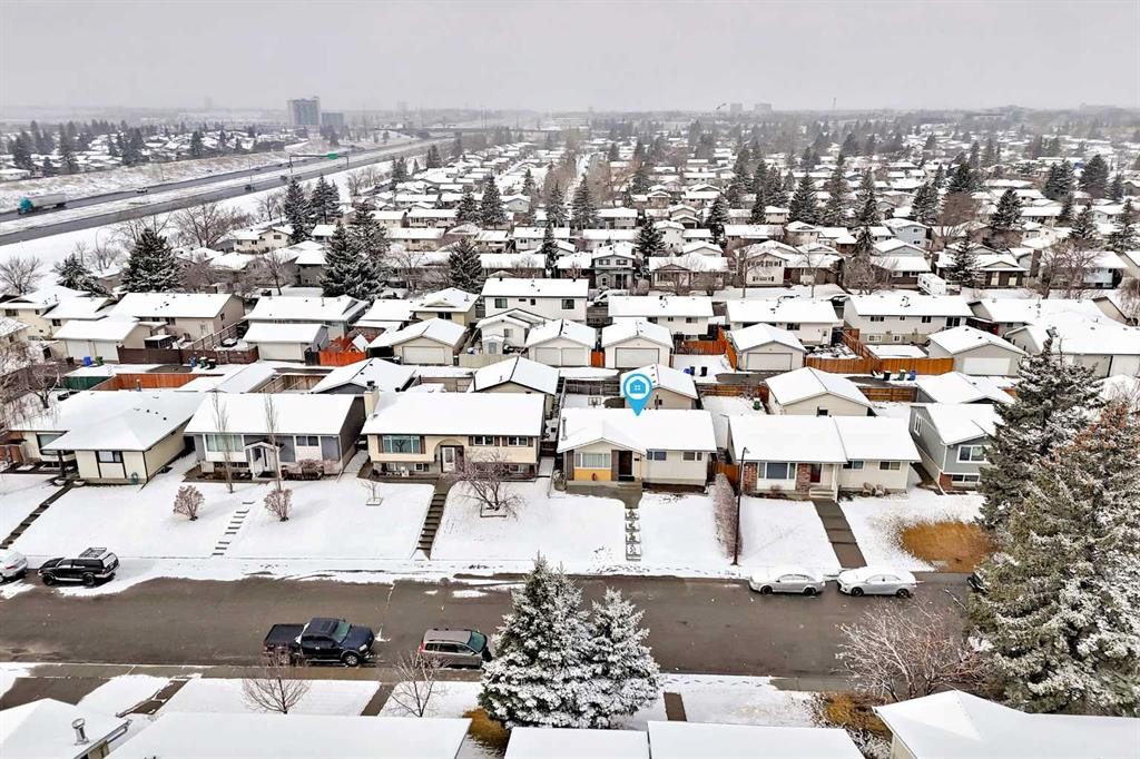 164 Rundlefield Crescent Ne, Calgary, AB - Outdoor With View