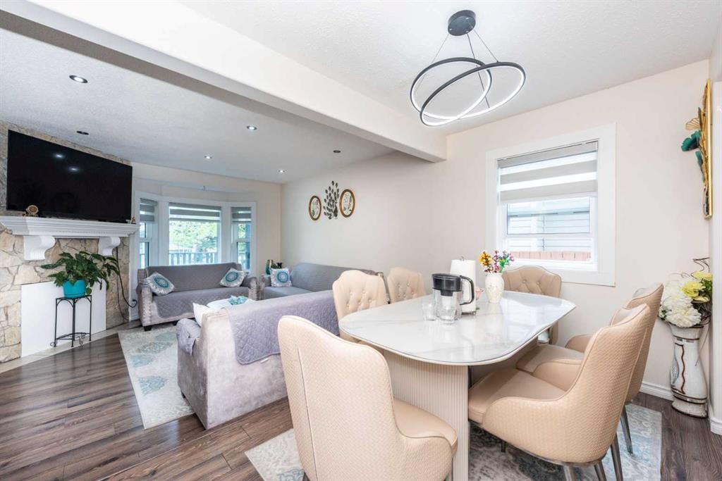 39 Tararidge Drive Ne, Calgary, AB - Indoor Photo Showing Dining Room