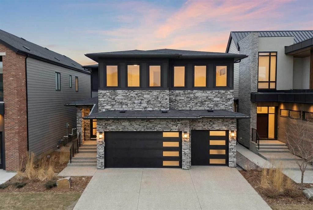 356 Greenwich Drive Nw, Calgary, AB - Outdoor
