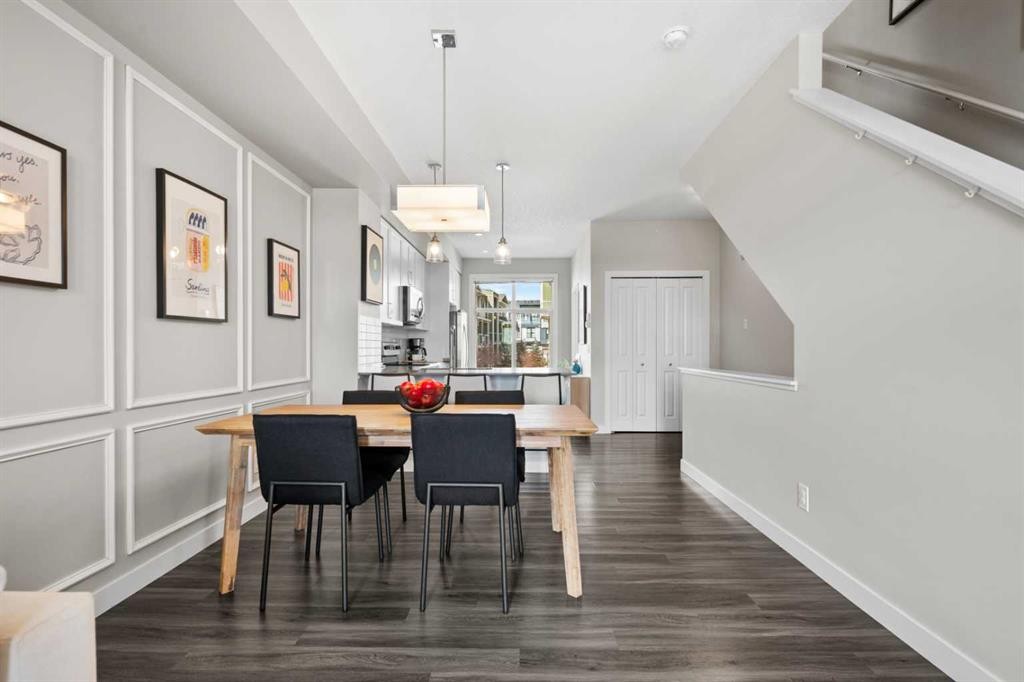 126 Seton Passage Se, Calgary, AB - Indoor