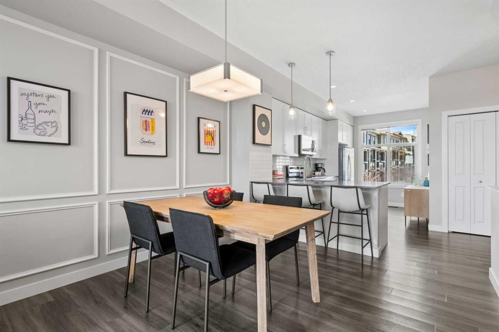 126 Seton Passage Se, Calgary, AB - Indoor Photo Showing Dining Room