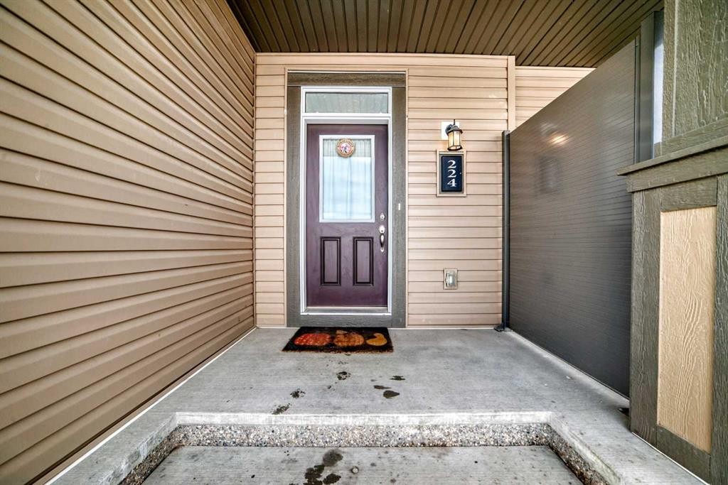 224 Carringham Way Nw, Calgary, AB - Outdoor With Exterior