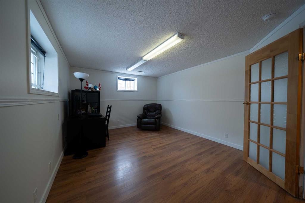 11 Arbour Stone Crescent Nw, Calgary, AB - Indoor Photo Showing Other Room