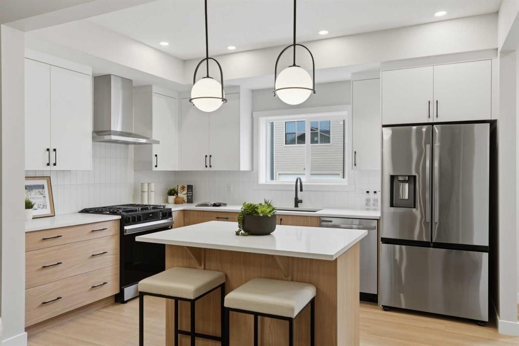 68 Buffaloberry Manor Se, Calgary, AB - Indoor Photo Showing Kitchen With Upgraded Kitchen