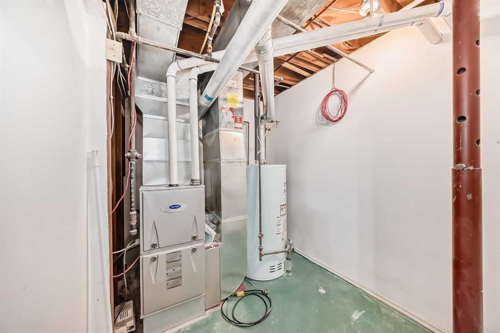 301 Whitney Crescent Se, Calgary, AB - Indoor