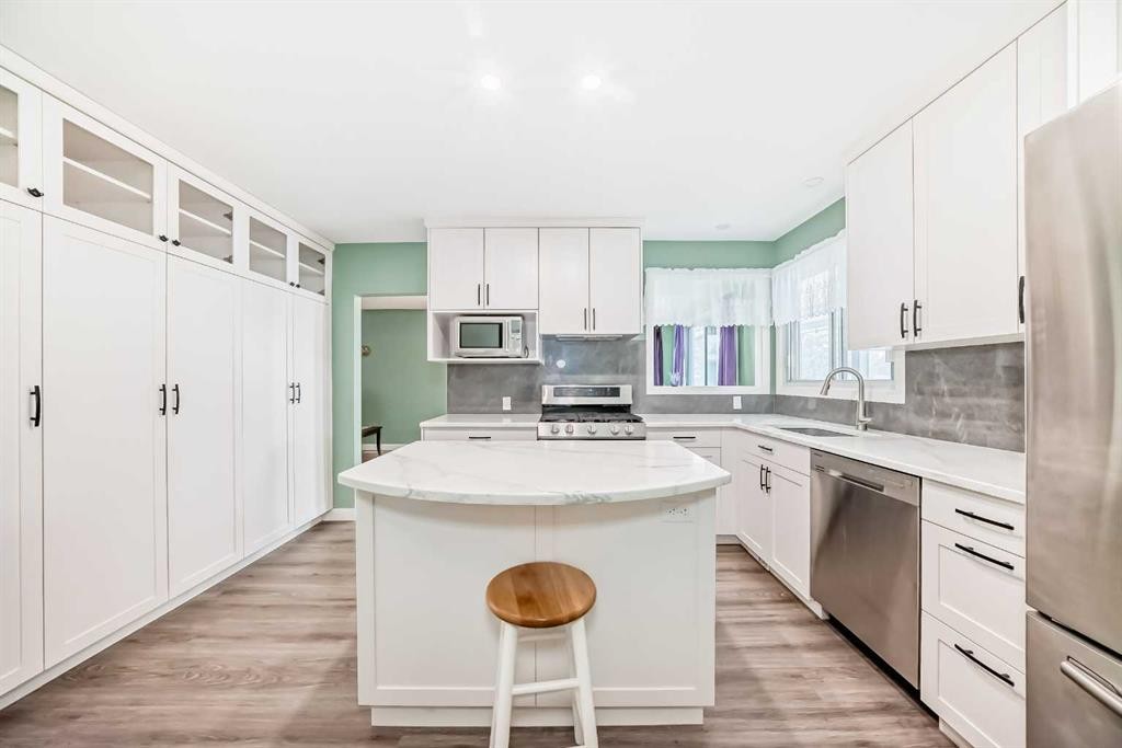 301 Whitney Crescent Se, Calgary, AB - Indoor Photo Showing Kitchen With Stainless Steel Kitchen