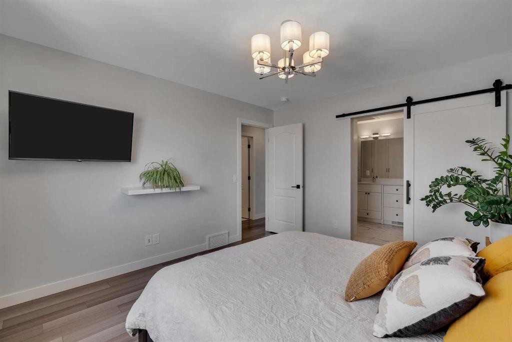 143 Cranfield Circle Se, Calgary, AB - Indoor Photo Showing Bedroom