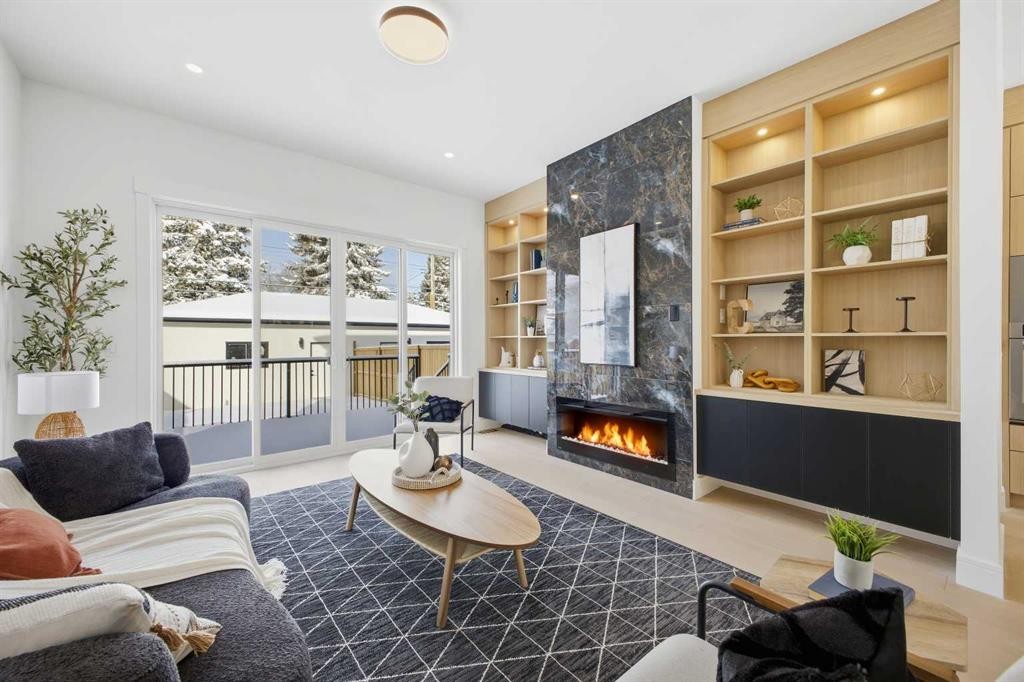 2105 7 Street Ne, Calgary, AB - Indoor
