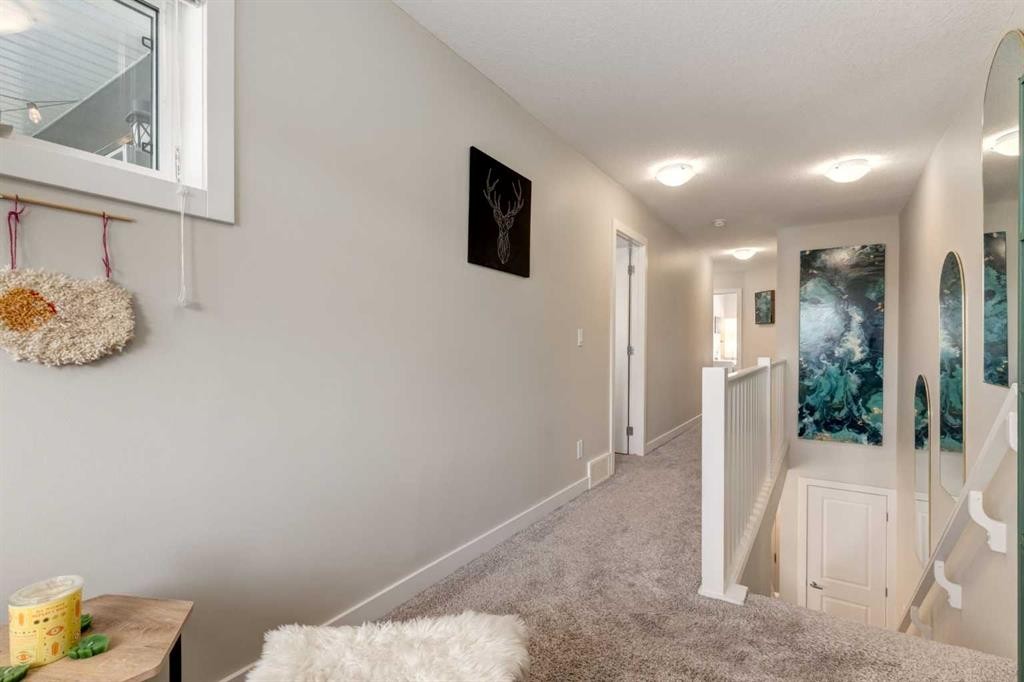 212 Crestbrook Common Sw, Calgary, AB - Indoor