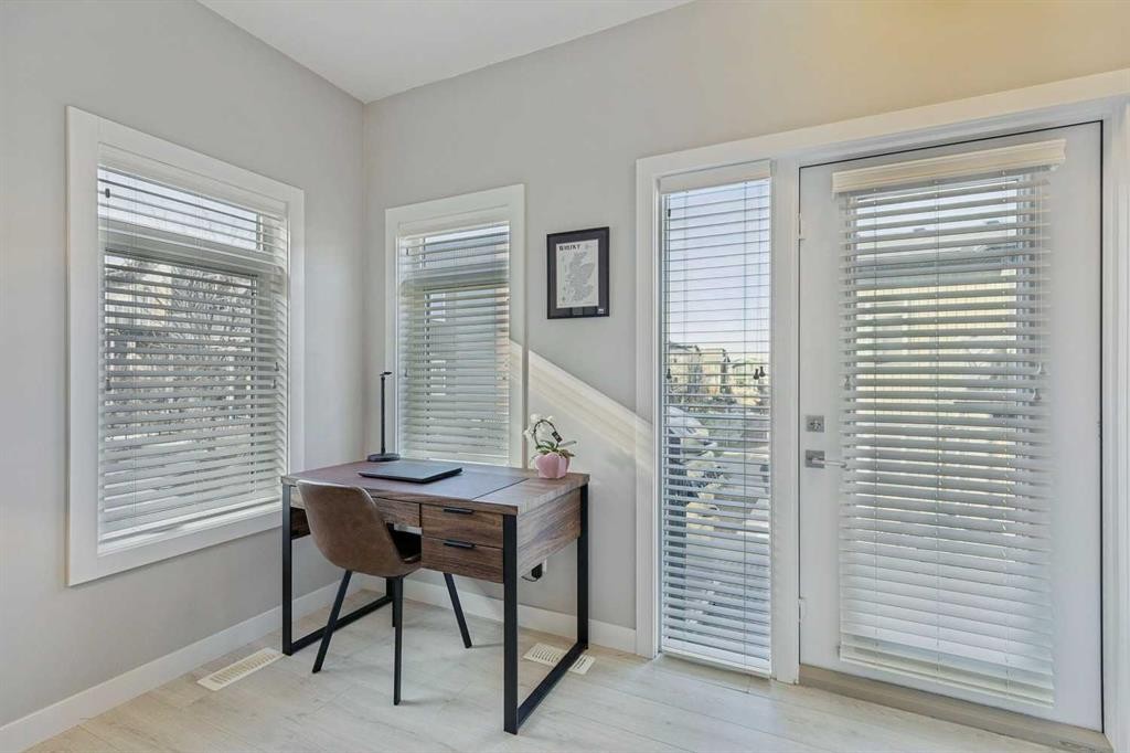 78 Sage Bluff Circle Nw, Calgary, AB - Indoor Photo Showing Office