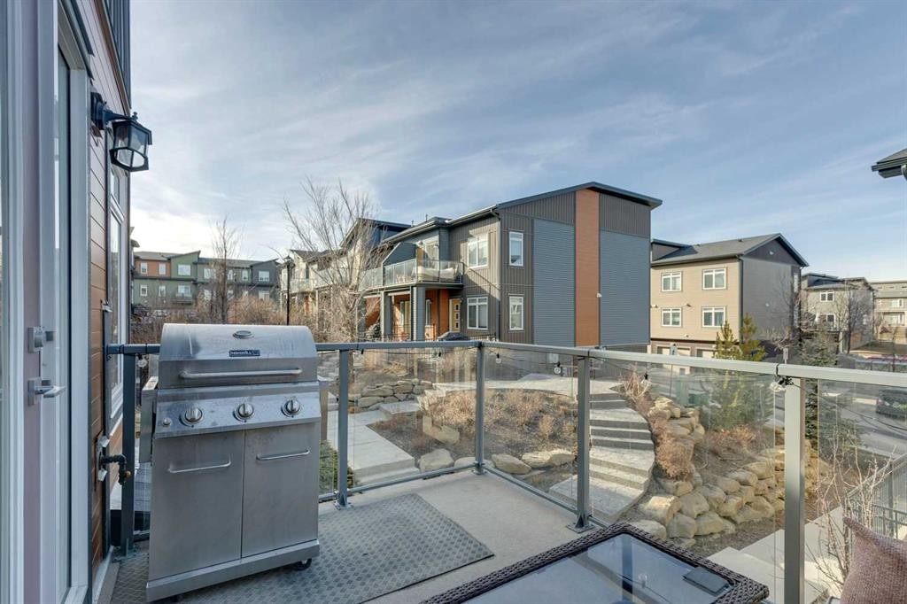 78 Sage Bluff Circle Nw, Calgary, AB - Outdoor