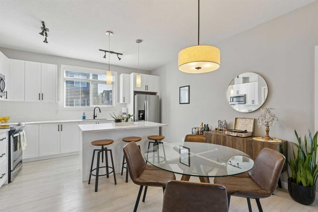 78 Sage Bluff Circle Nw, Calgary, AB - Indoor Photo Showing Dining Room